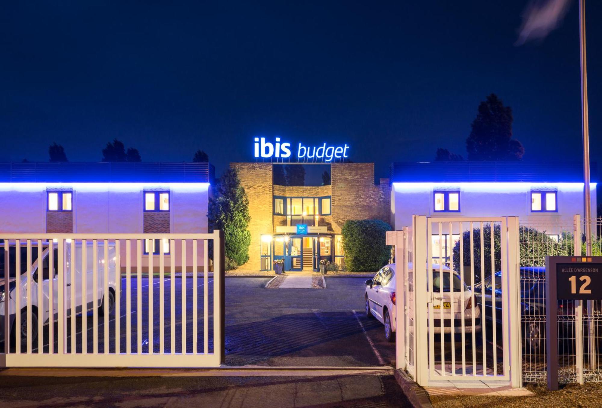 Ibis Budget Chatellerault Nord Exterior photo