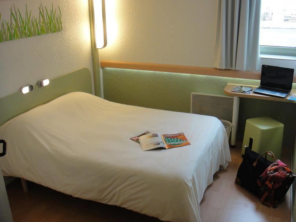 Ibis Budget Chatellerault Nord Exterior photo