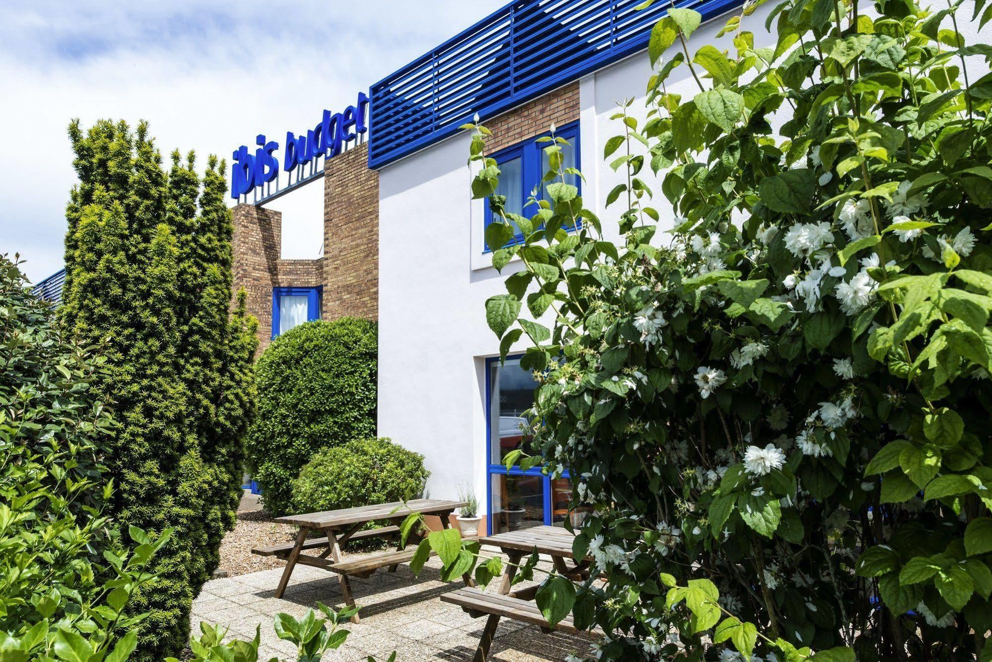 Ibis Budget Chatellerault Nord Exterior photo