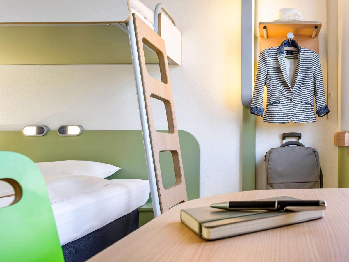 Ibis Budget Chatellerault Nord Exterior photo